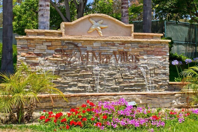 Foto del edificio - 12580 Carmel Creek Rd