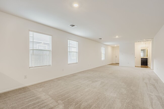 Building Photo - 133 Texas Angel Wy