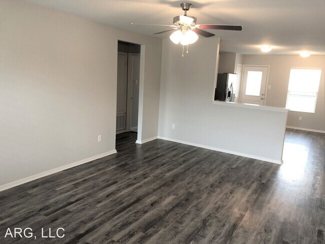 Building Photo - 3 br, 2 bath House - 106 Westwood Drive