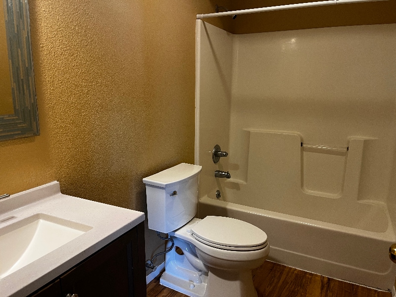 Building Photo - 600 Moccasin Cir Dr