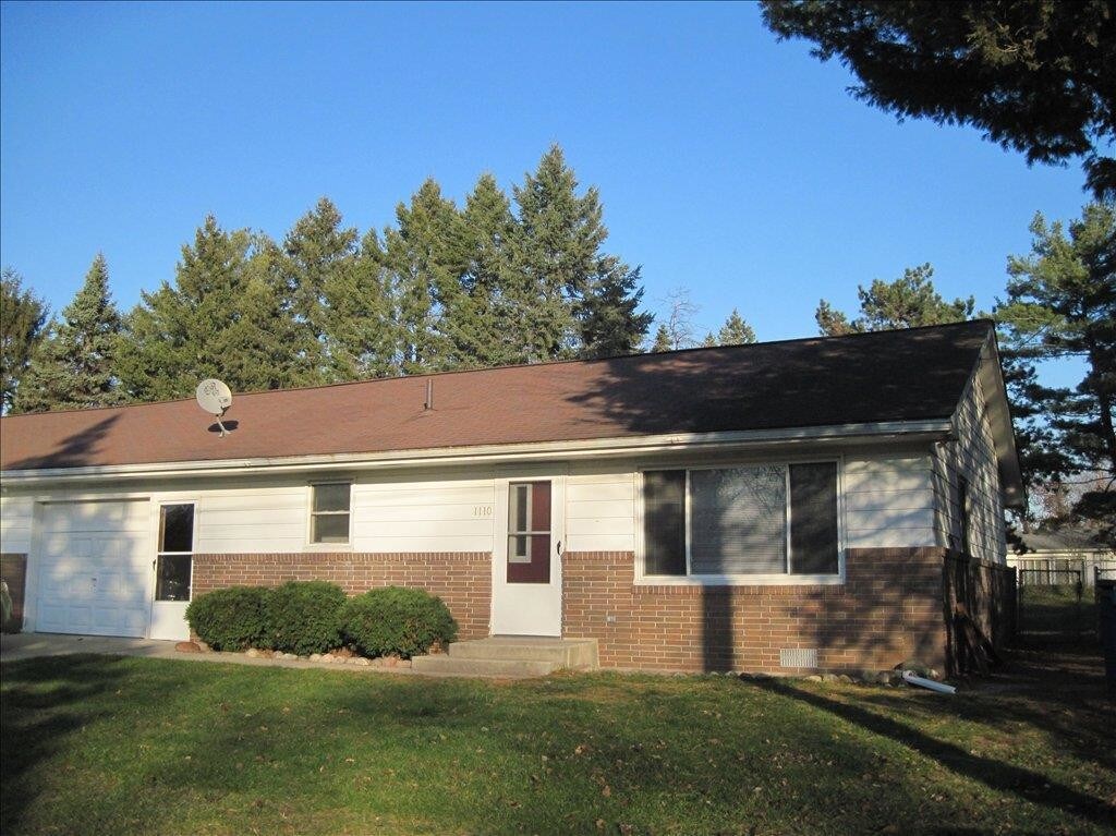 Foto principal - 1110 Sunset Dr