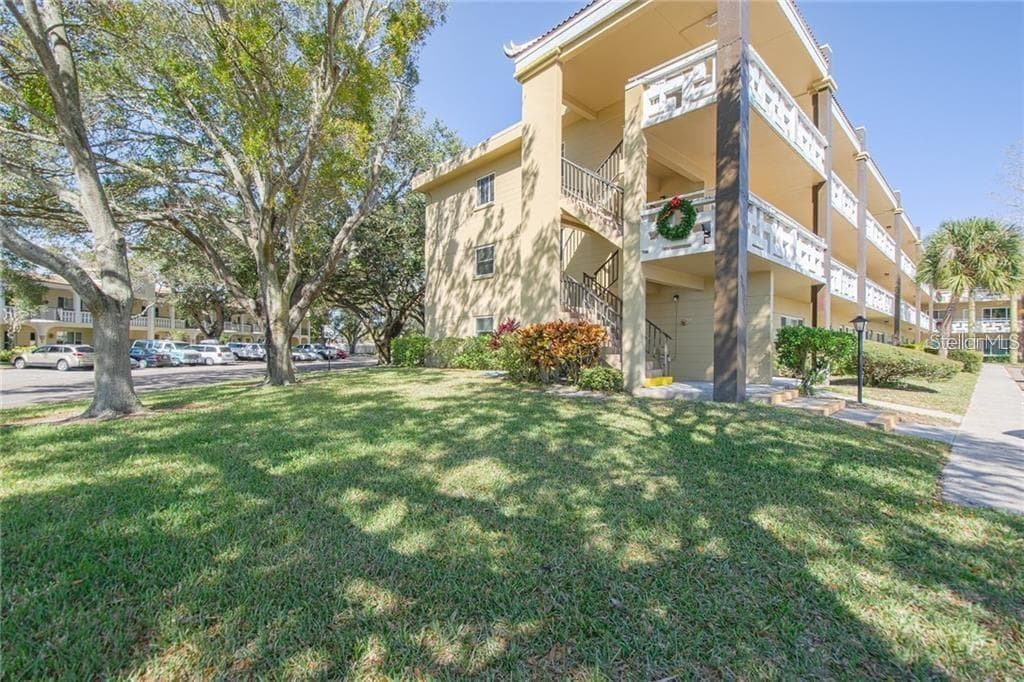 2416 World Pkwy Blvd Unit 44, Clearwater, FL 33763 Condo for Rent in