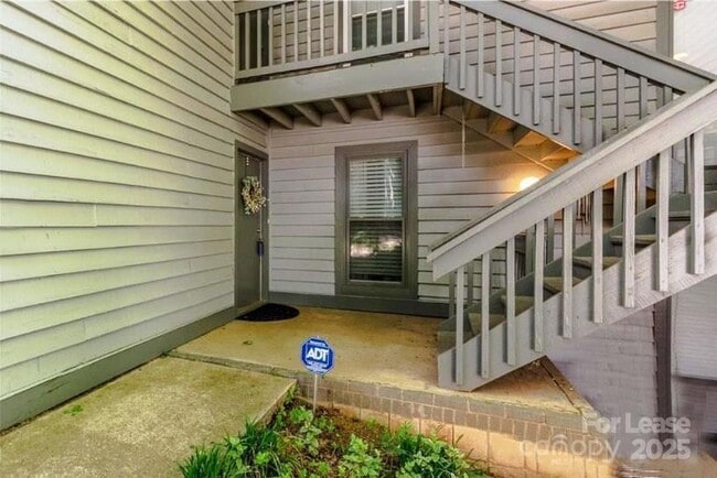 Foto del edificio - 4948 Sardis Rd