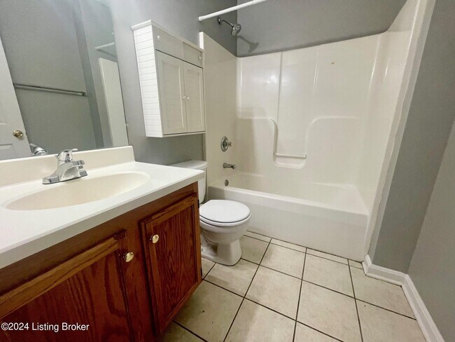 Building Photo - 4247 Grantline View Ct