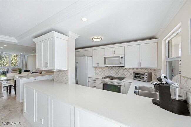 Building Photo - 610 Broad Ave S