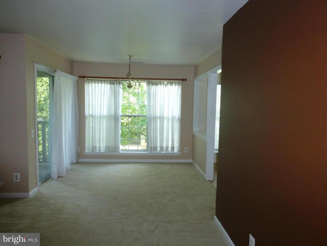 Building Photo - 8190 Winstead Pl