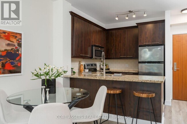 Photo du bâtiment - 88-1088 Broadway Ave