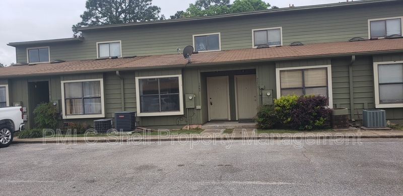 Primary Photo - 7260 Lago Vista Ct