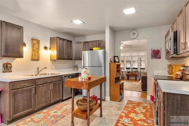 Building Photo - Beautifully Updated 2-Bedroom Home with Fenced Yard & Spacious Basement