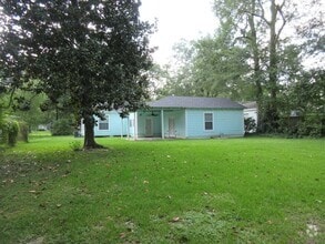 Building Photo - 1220 Catherine St