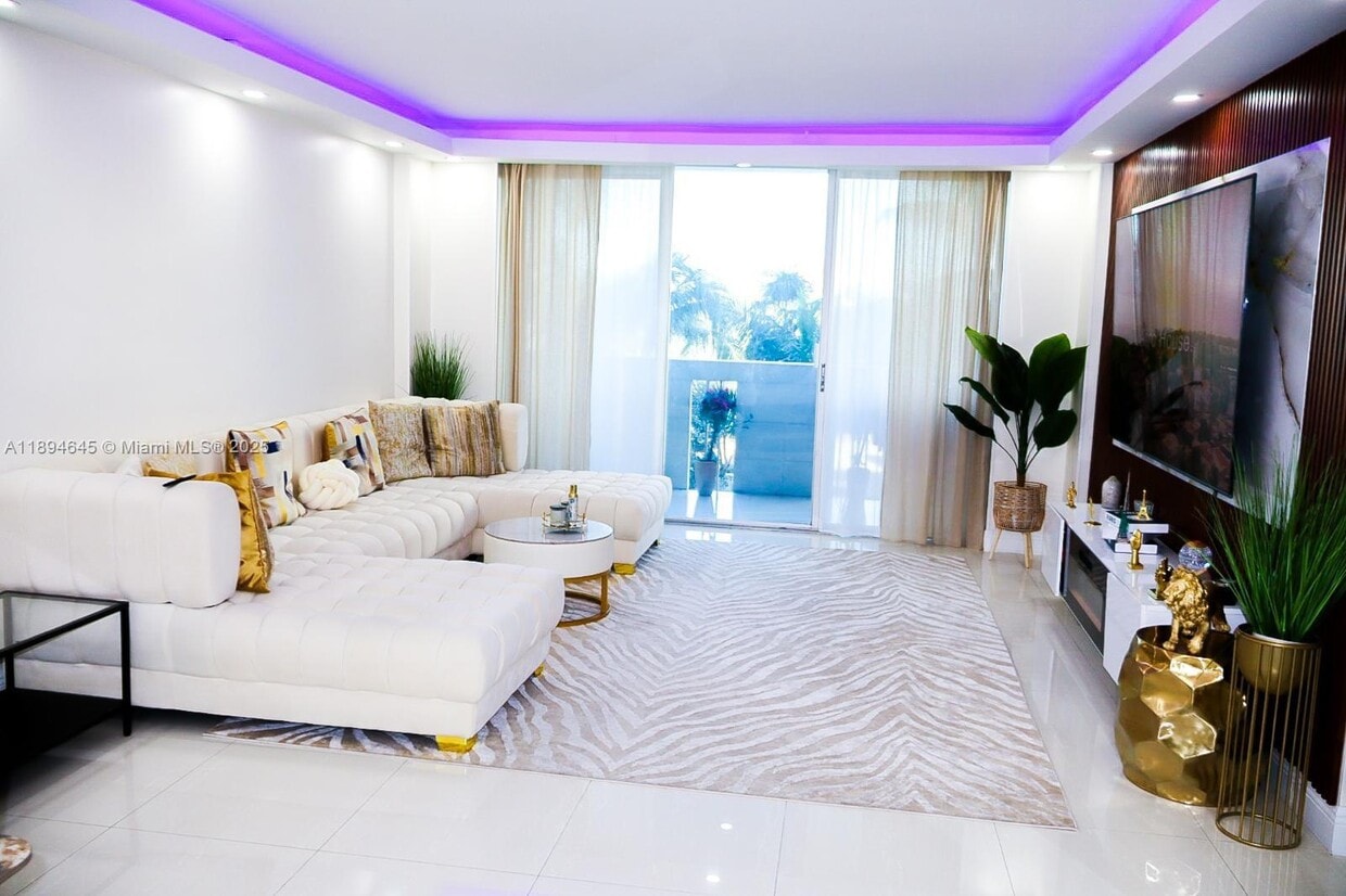 Foto principal - 800 West Ave