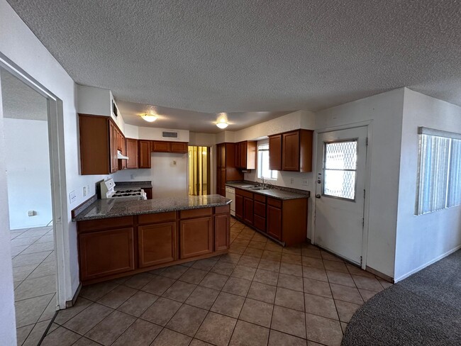 Foto del edificio - 3 Bedroom 2 Bathroom Home