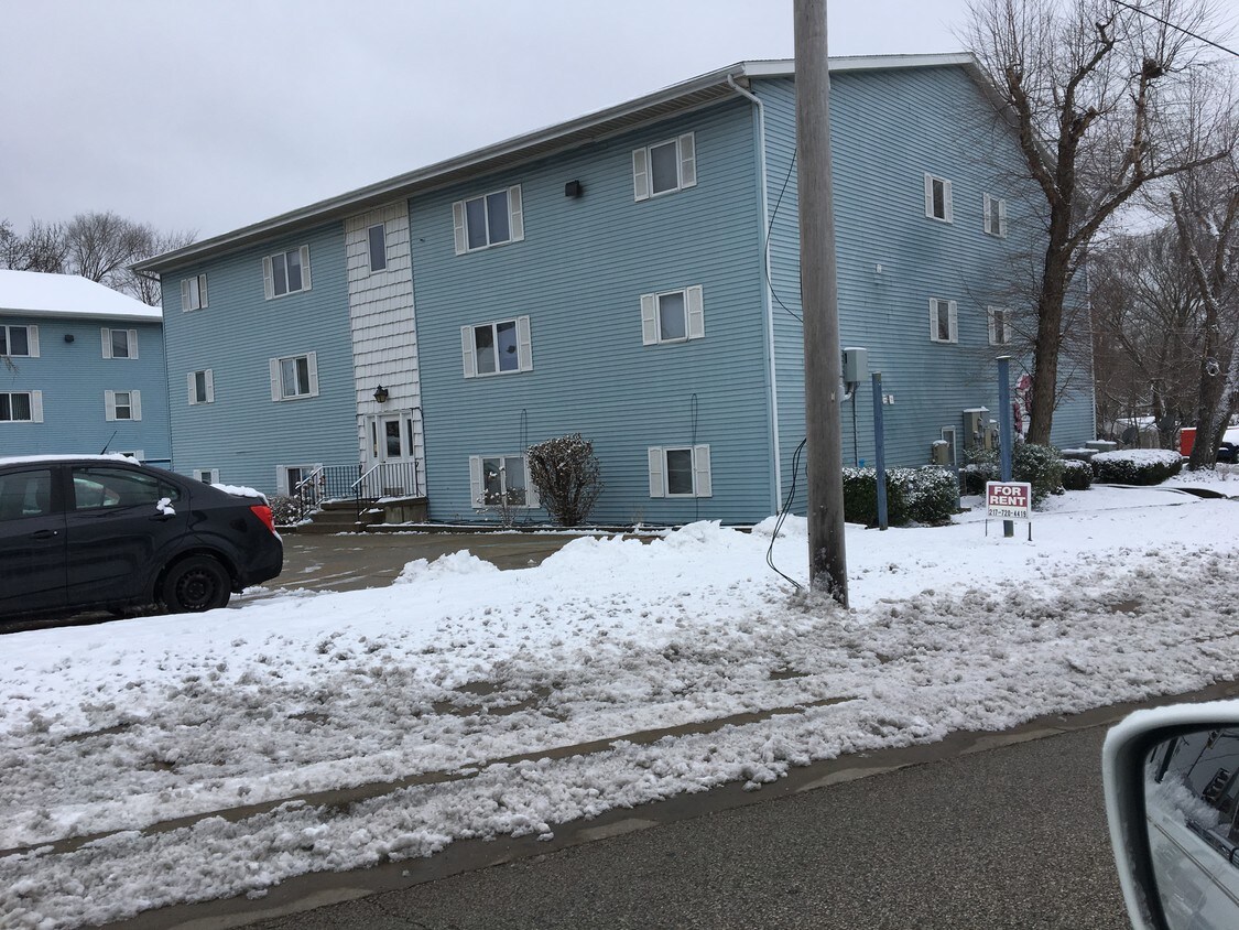 Foto principal - 1212 W Jefferson St