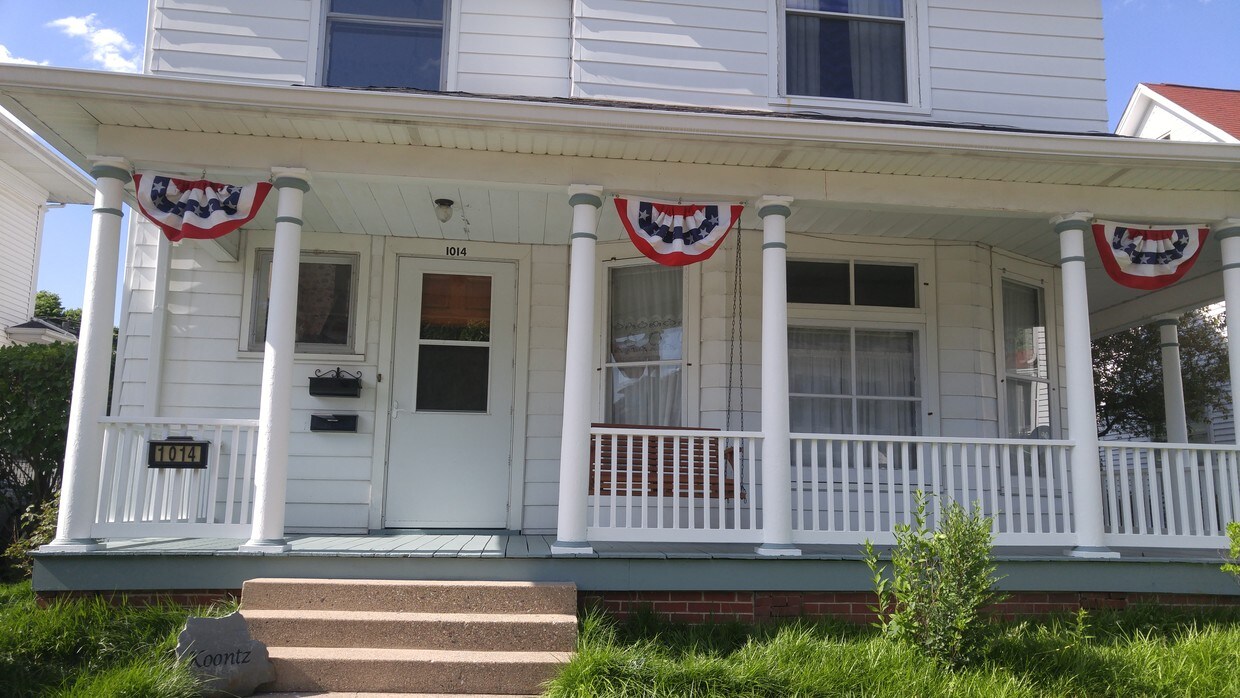 Primary Photo - 1014 Heath St