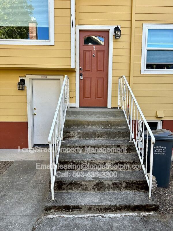 Photo - 2625 NE Clackamas Street Apartment