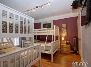 Foto del edificio - 104-22-104-47 47th Ave