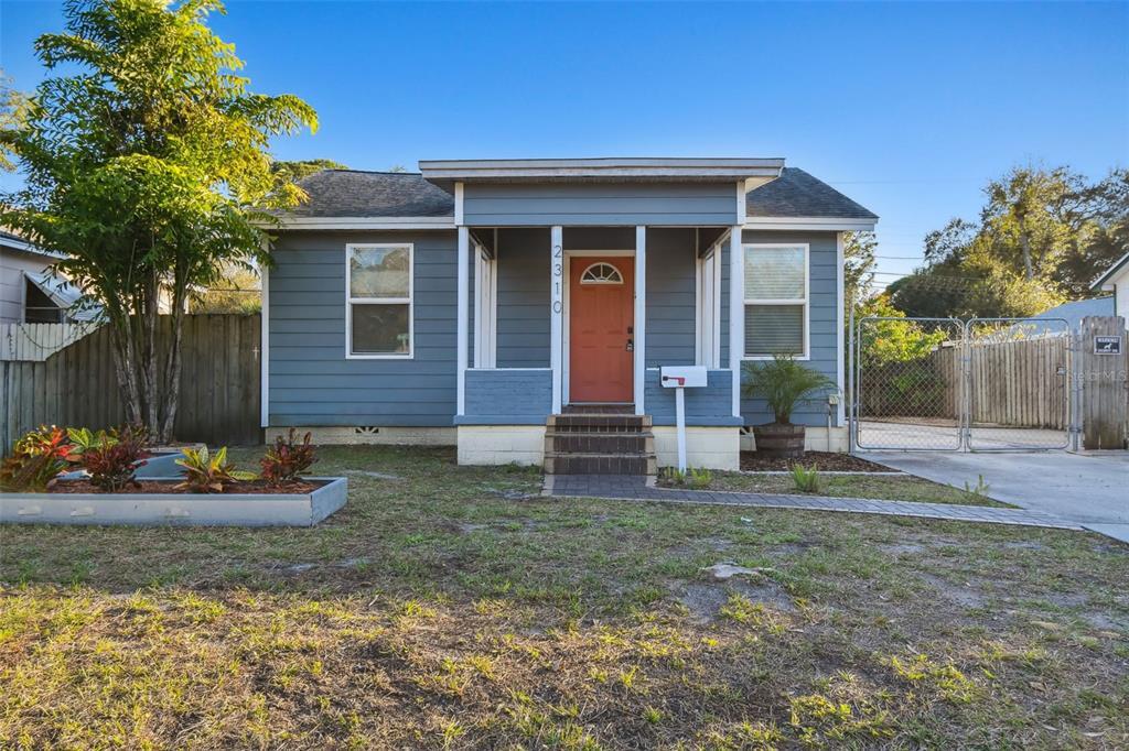 Foto principal - 2310 30th Ave N