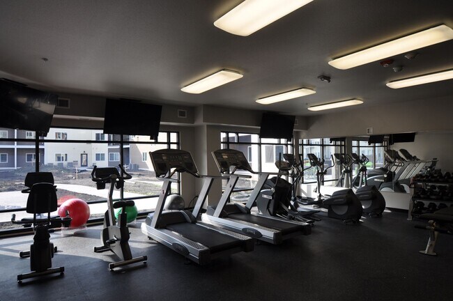 Foto del edificio - 3 Bedroom - 2 Bathroom Apartment for Rent!