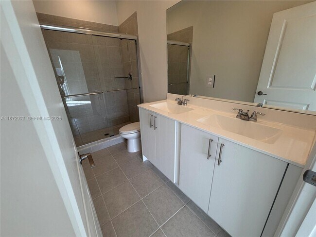 Foto del edificio - 1355 SE 7th Ter