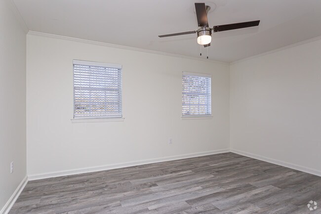 1 BR, 1 BA - 620 SF - Parc at Mid City