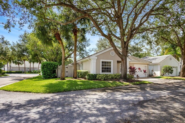 Building Photo - 15 Admirals Ct