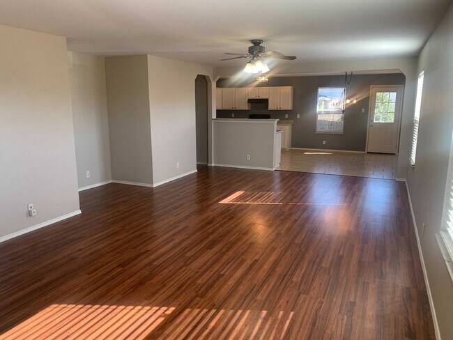 Foto del edificio - *COMING SOON* Beautiful Corner Lot Home in Desirable Stone Oak!
