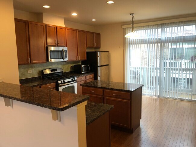 Foto del edificio - 3710 S Sangamon St