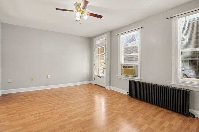 Building Photo - 3 Bedroom Home in Carlisle