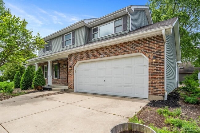 Building Photo - 30 Crofton Ct