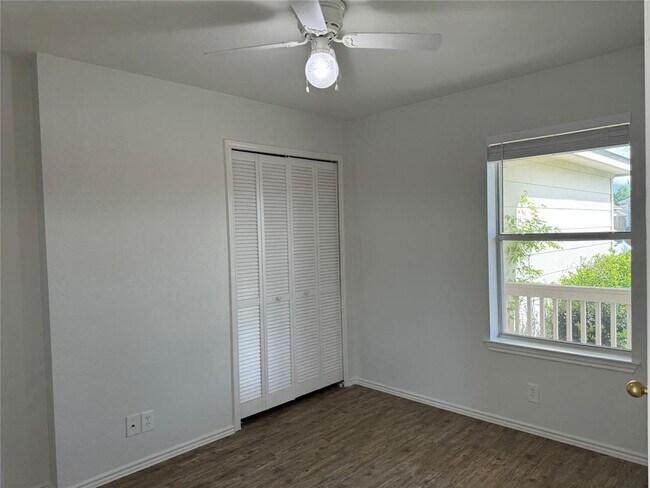 Building Photo - 12415 Jamie Dr