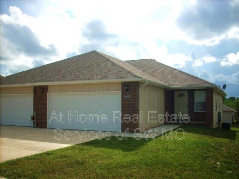 647 S Landen Ave, Republic, MO 65738 Condo for Rent in Republic, MO