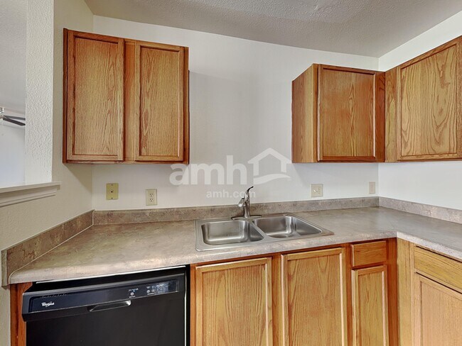 Foto del edificio - 10155 Cumberland Pointe Blvd