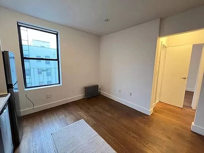 Building Photo - 165 West 127th Street