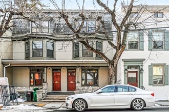 Building Photo - 110 W Pomfret St