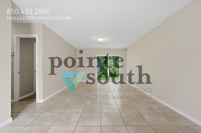 Building Photo - 6413 Schoel Ln