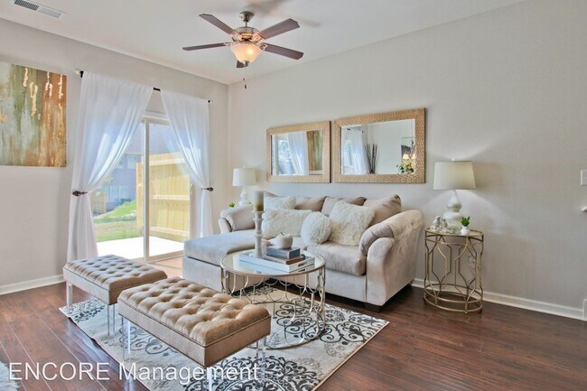 Foto del edificio - 3 br, 2.5 bath House - 1800 OLD DOGWOOD