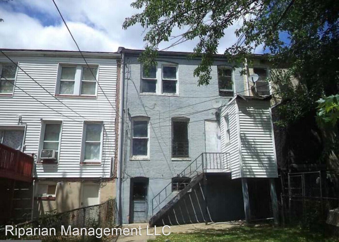 Building Photo - 3 br, 1 bath House - 1825 E. 29th Street