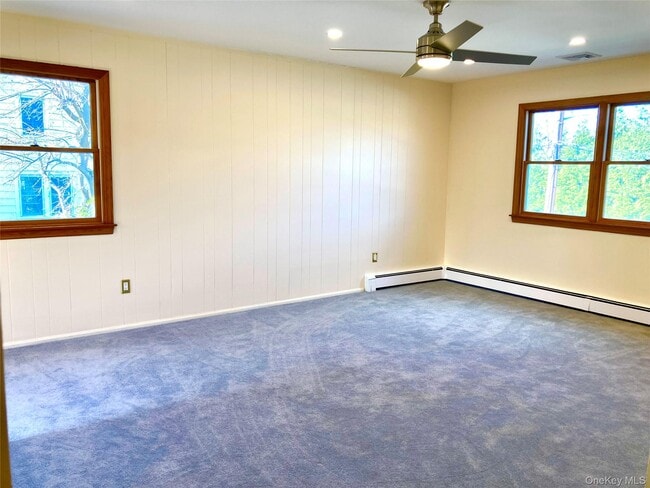 Foto del edificio - 12 Soundview Ave