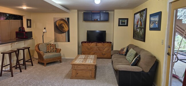 Building Photo - 6084 S Akron Way