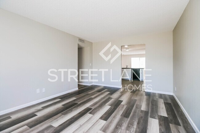 Foto del edificio - NOW OFFERING FIRST FULL MONTH FREE!