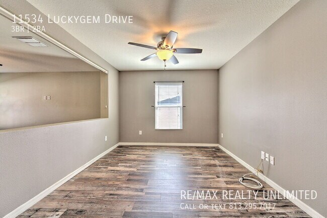 Foto del edificio - 11534 Luckygem Dr