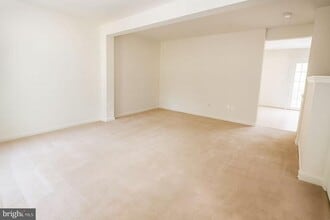 Building Photo - 11321 Amberlea Farm Dr
