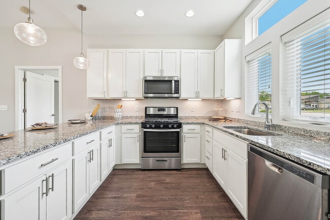 Kitchen - Burr Oak Commons
