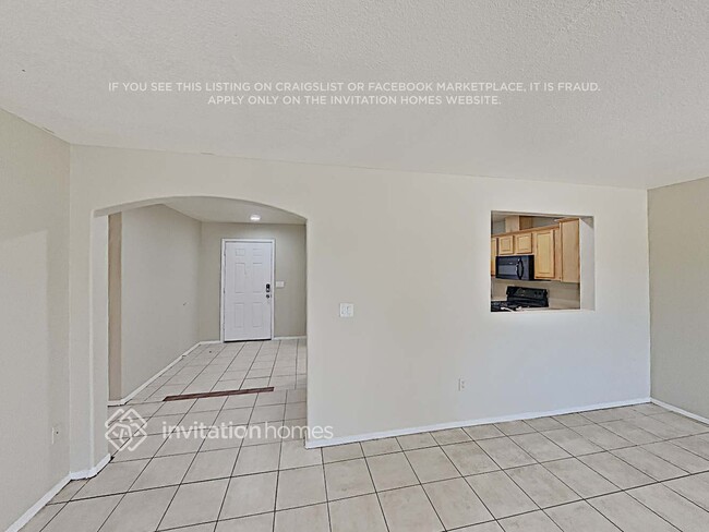 Foto del edificio - 2527 E Wier Ave