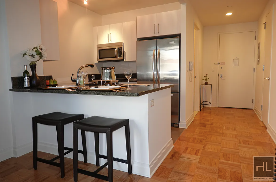Primary Photo - UES Studio Lease Take Over.