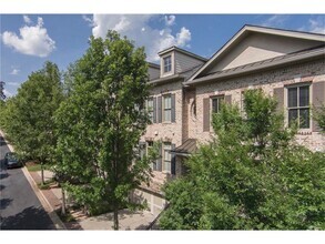 Building Photo - 3043 Stone Gate Dr NE