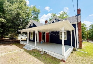 Building Photo - 302 Raynor St