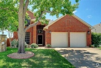 Building Photo - 3301 Bradford Dr