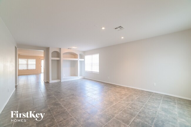 Building Photo - 9949 E Rocky Wash Dr