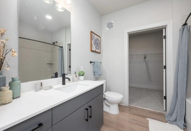 Foto del edificio - 1400 Laurel Crossing Pkwy NE